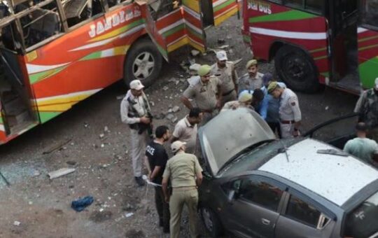 जम्मू-कश्मीर, उधमपुर में एक के बाद एक बम धमाका